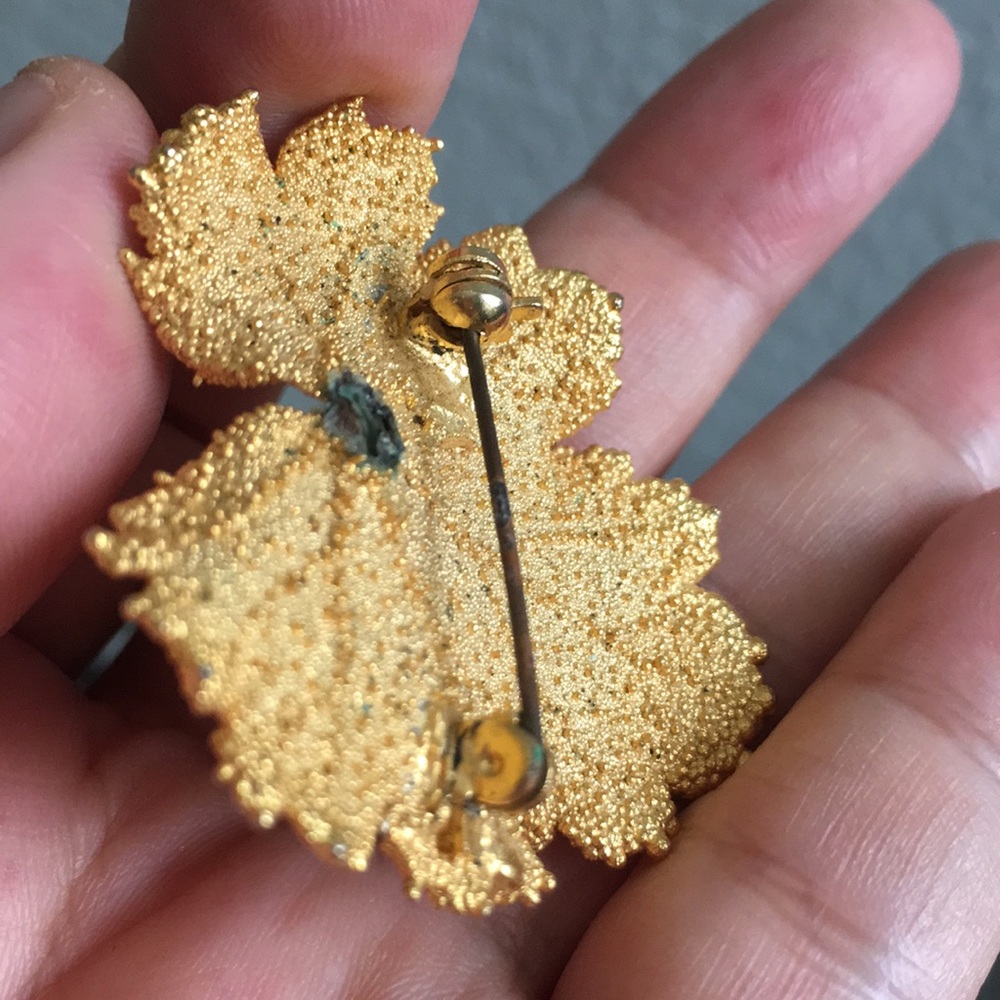 C.70s 24k Gold Dipped Real Leaf Brooch - image 7